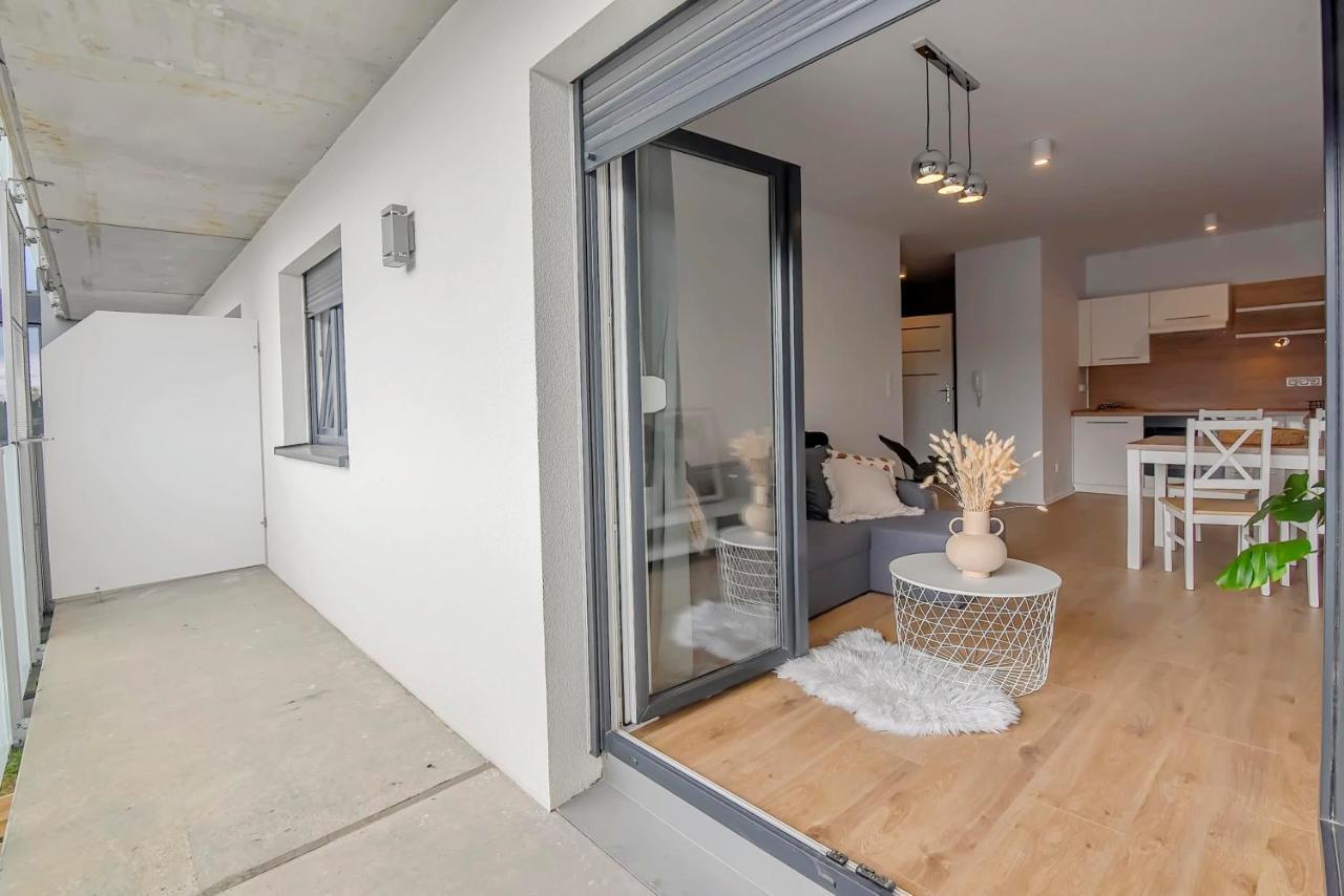 Nova Wozownia Apartamento Leszno  Exterior foto
